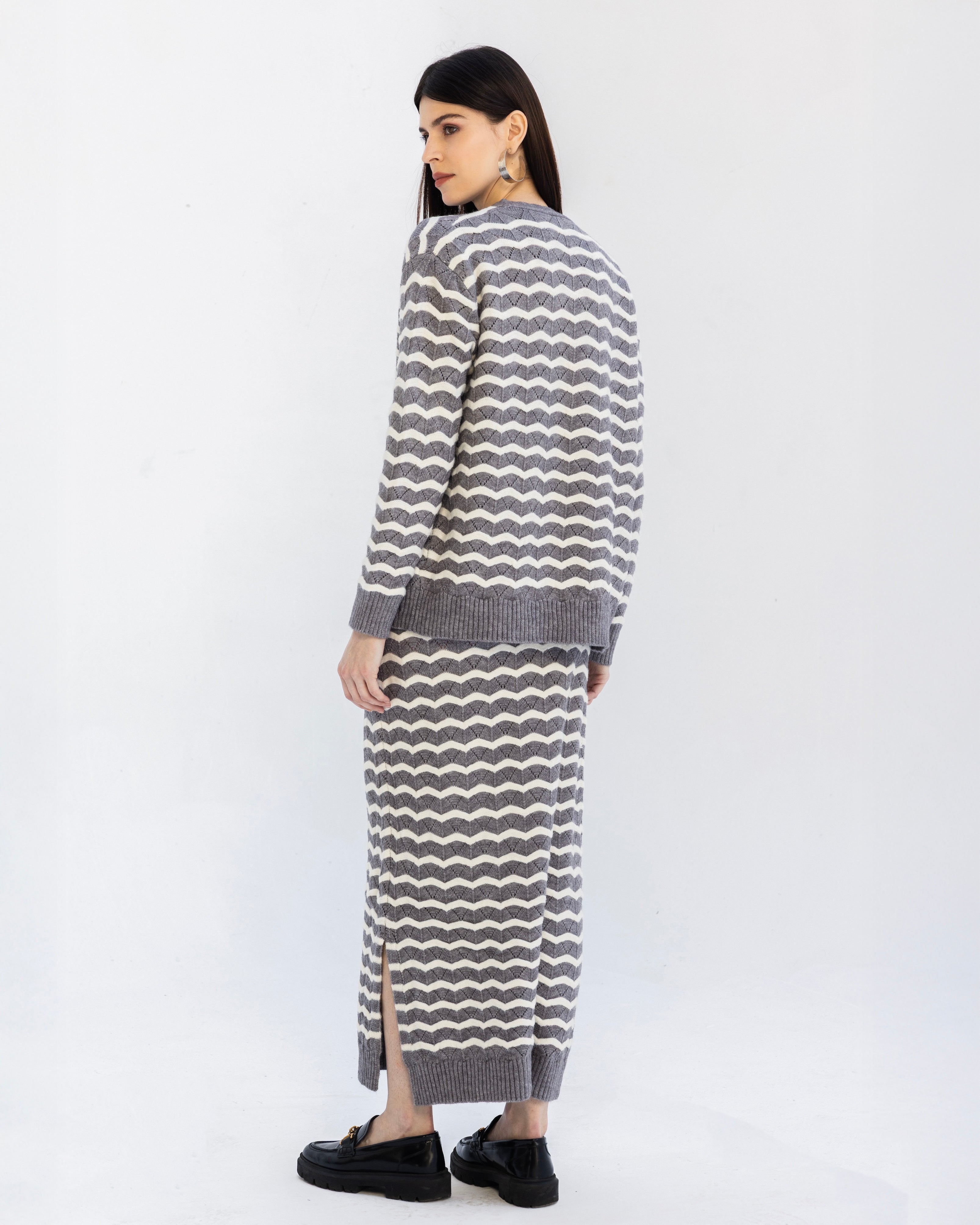 Waveline Knit - Light Gray