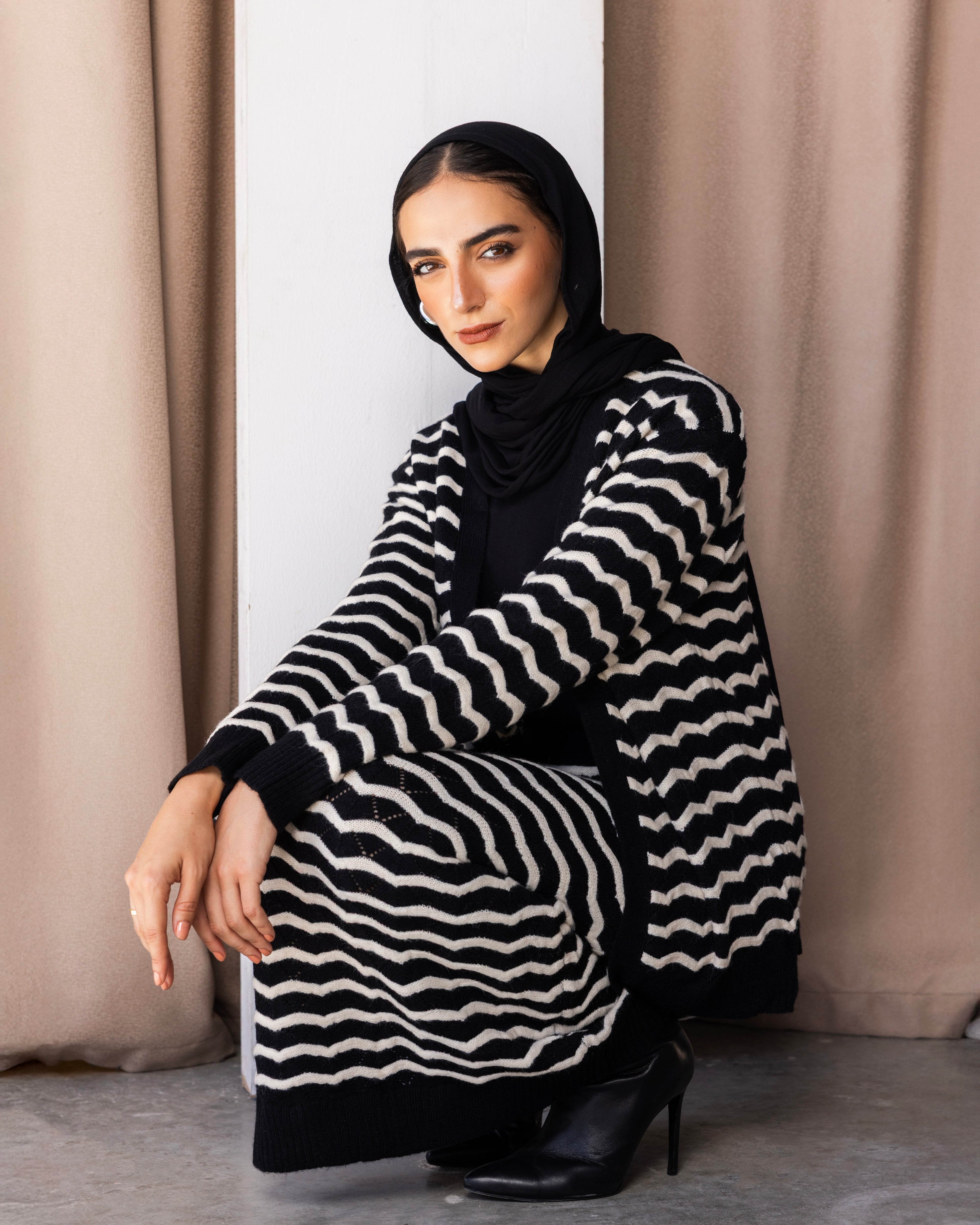 Waveline Knit - Black