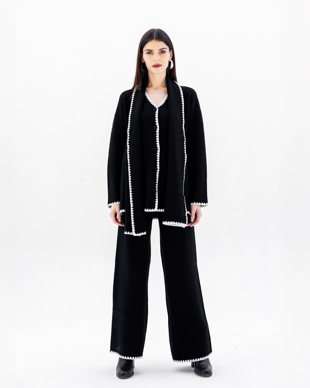 The Edgy Set - Black